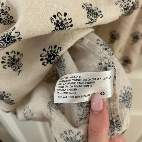 a new day Floral Cream Blouse - Picture 4 of 4